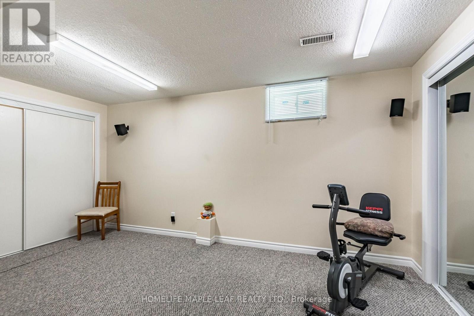 73 MEADOWLARK DRIVE - 21