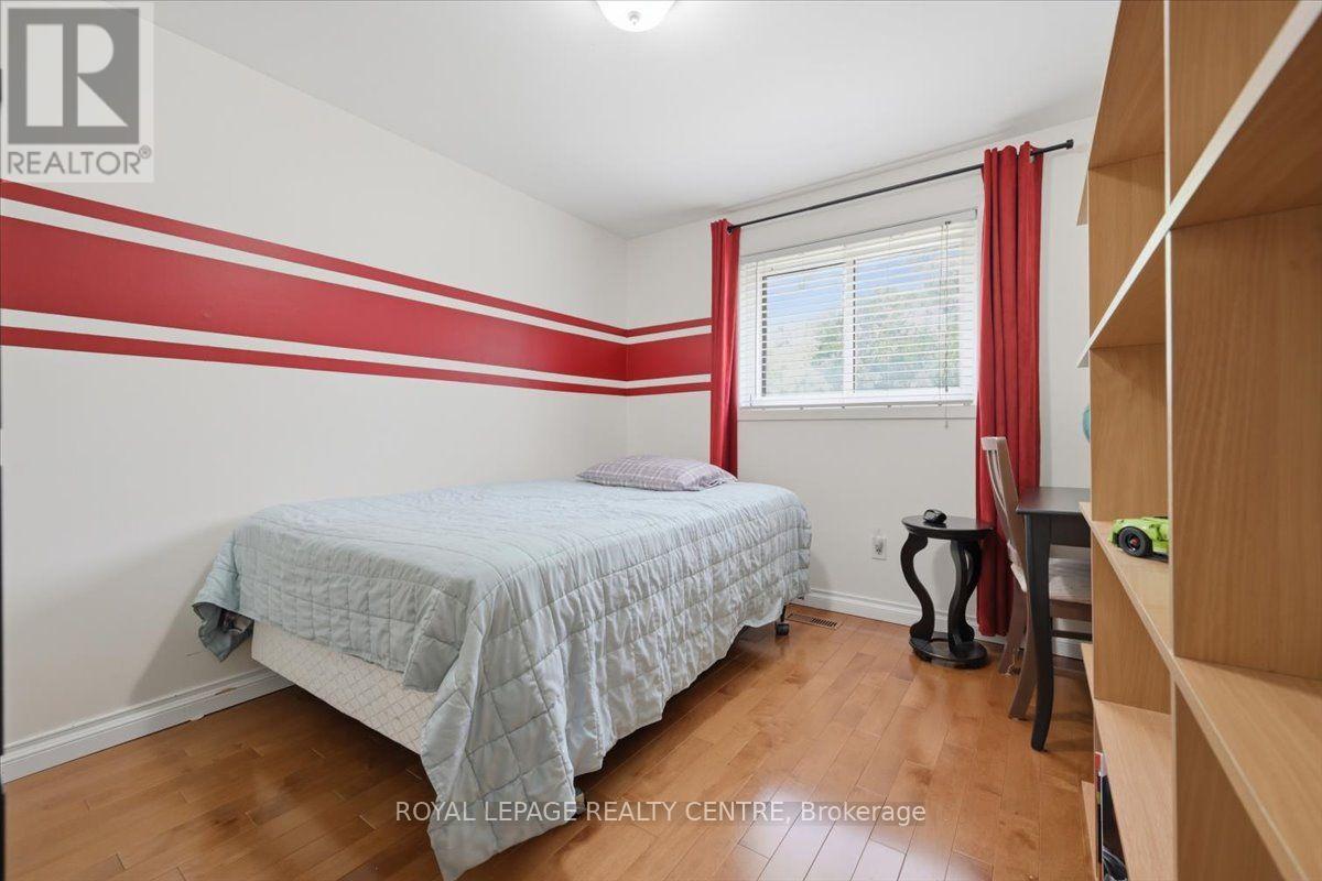 2555 WINDJAMMER ROAD - 22