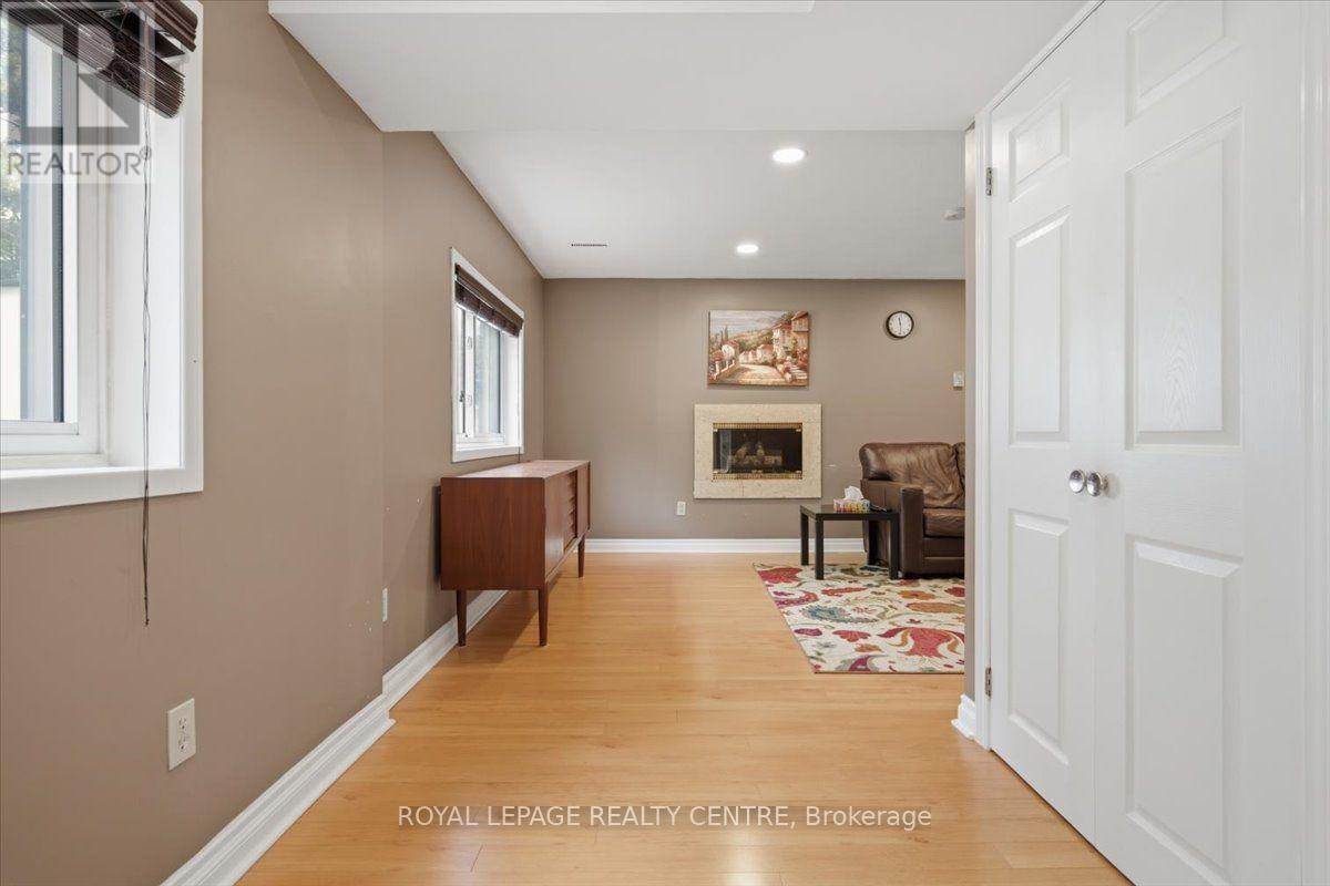 2555 WINDJAMMER ROAD - 30