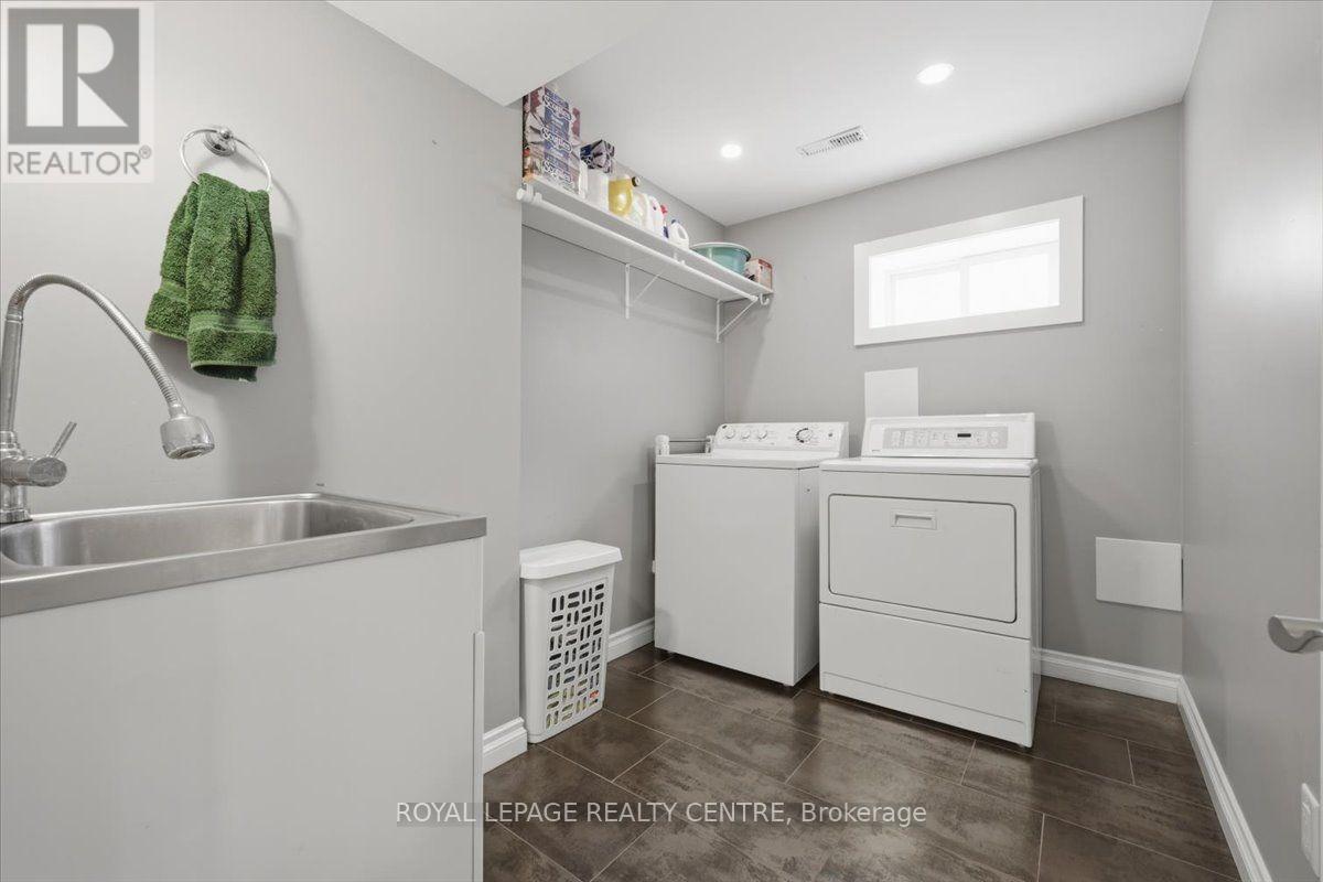 2555 WINDJAMMER ROAD - 31