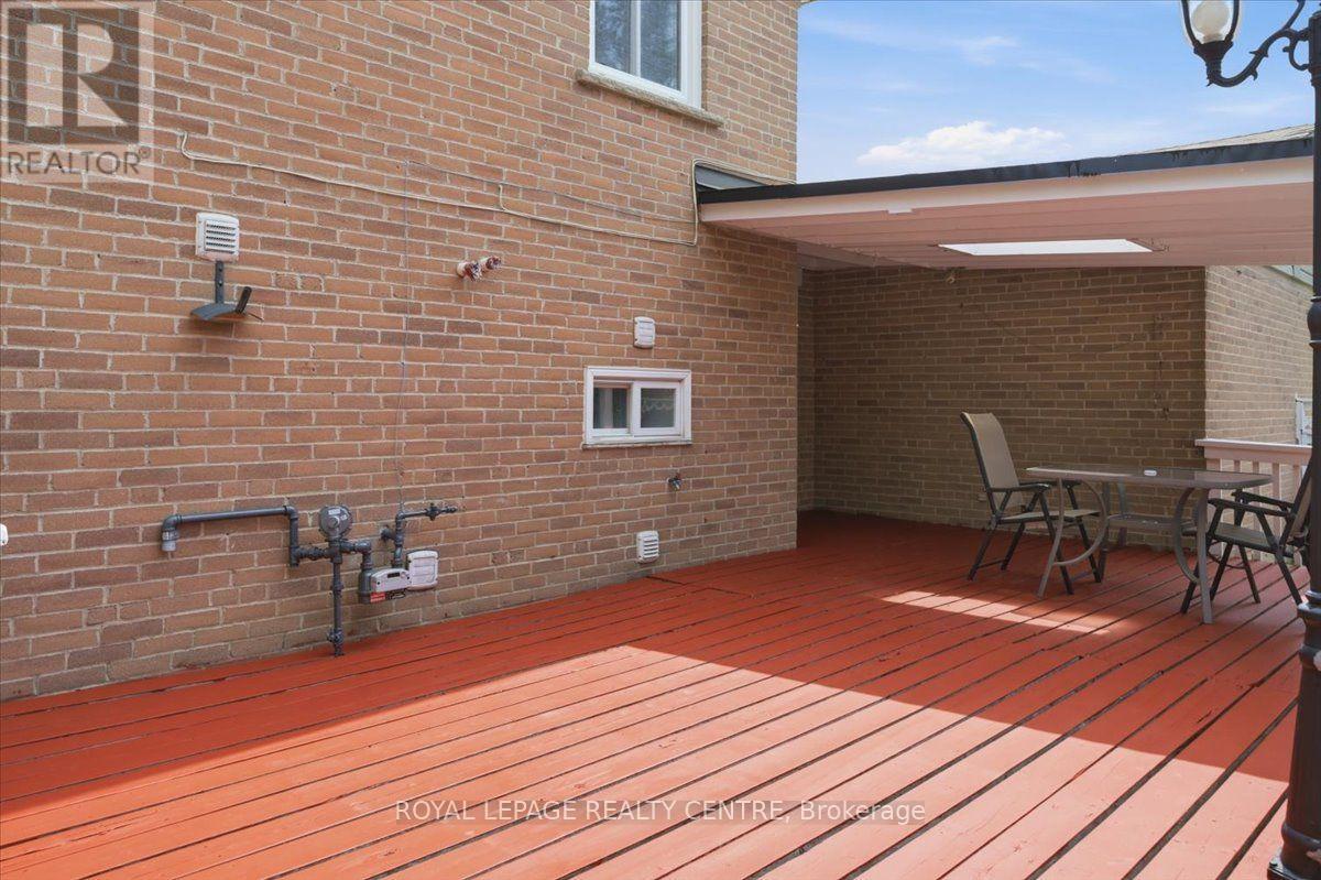 2555 WINDJAMMER ROAD - 34