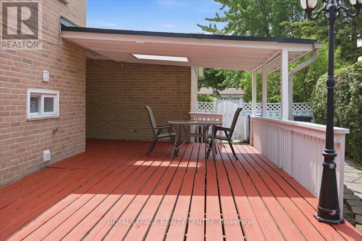 2555 WINDJAMMER ROAD - 35
