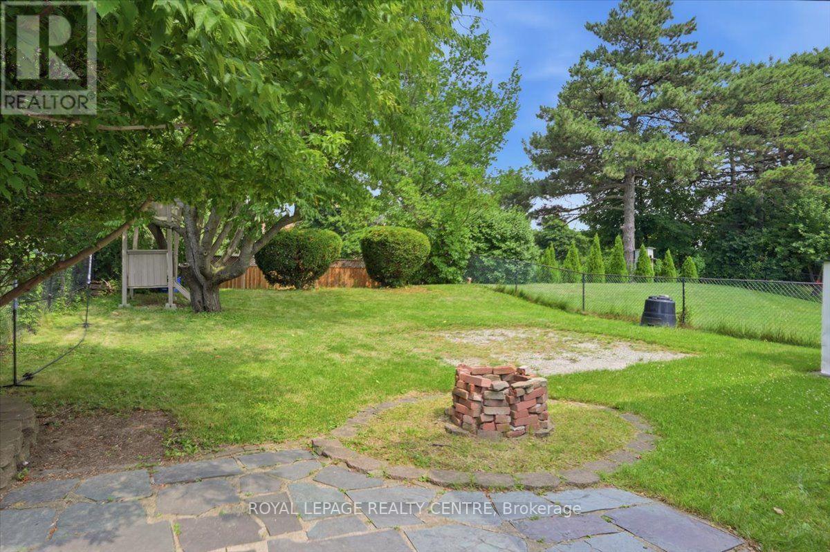 2555 WINDJAMMER ROAD - 36