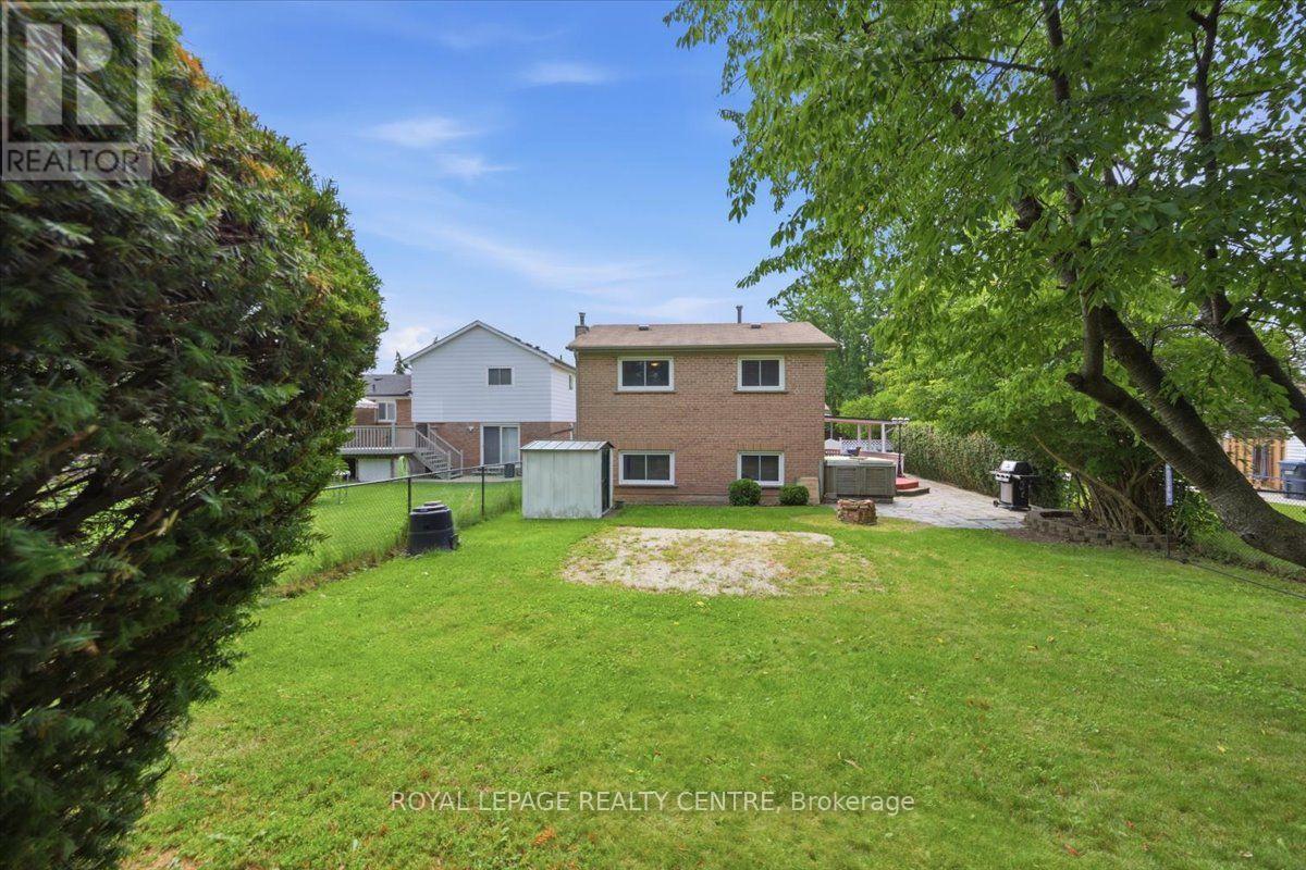 2555 WINDJAMMER ROAD - 38