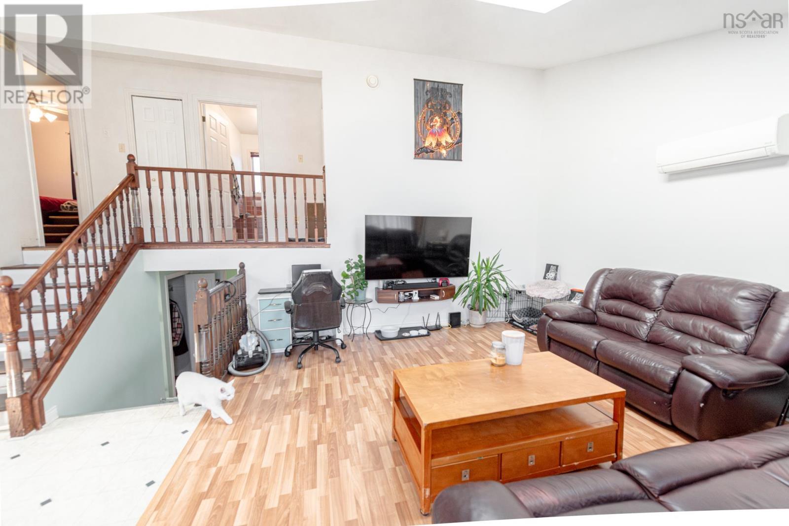 494 Lorne Street - 5