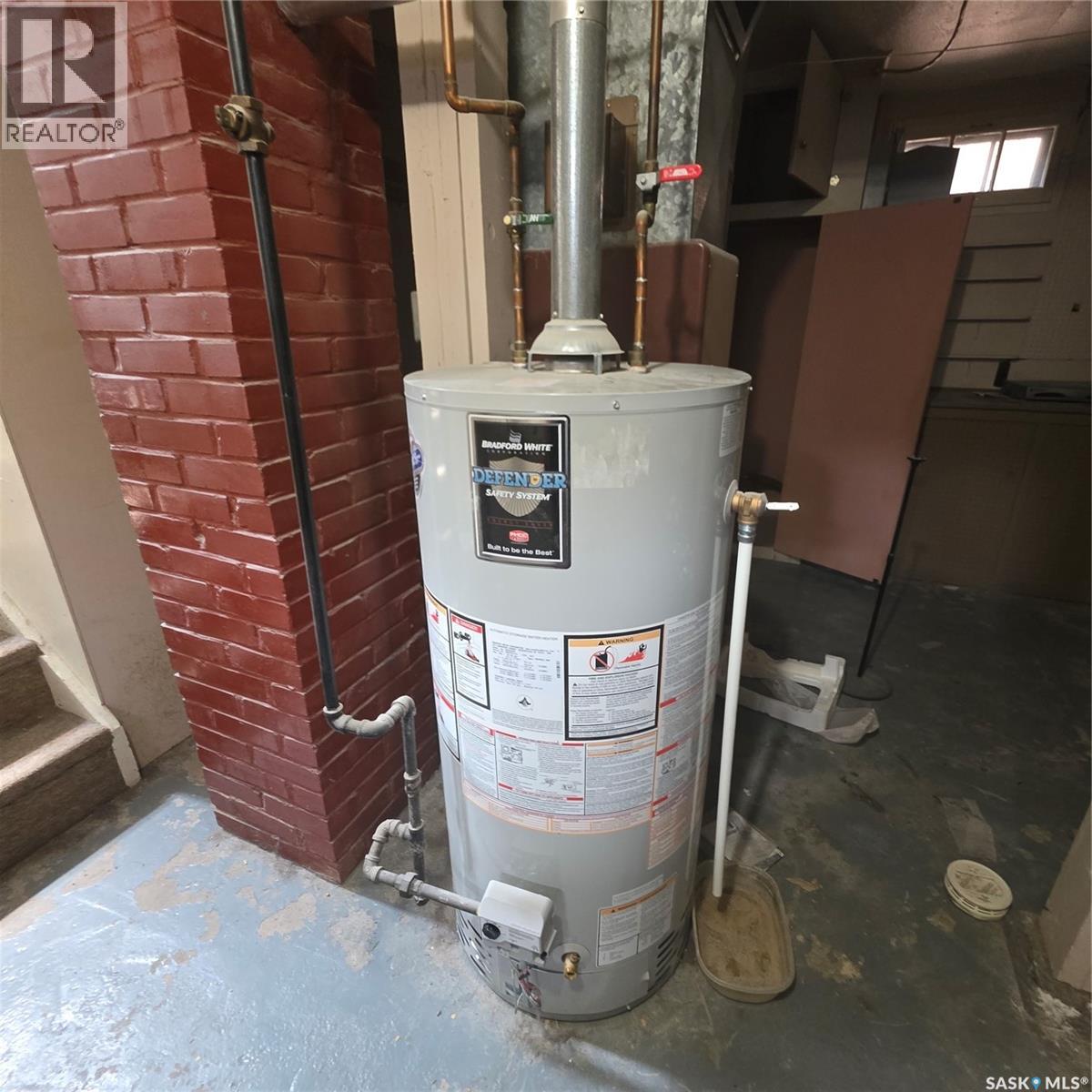 155 23rd STREET W - photo 4