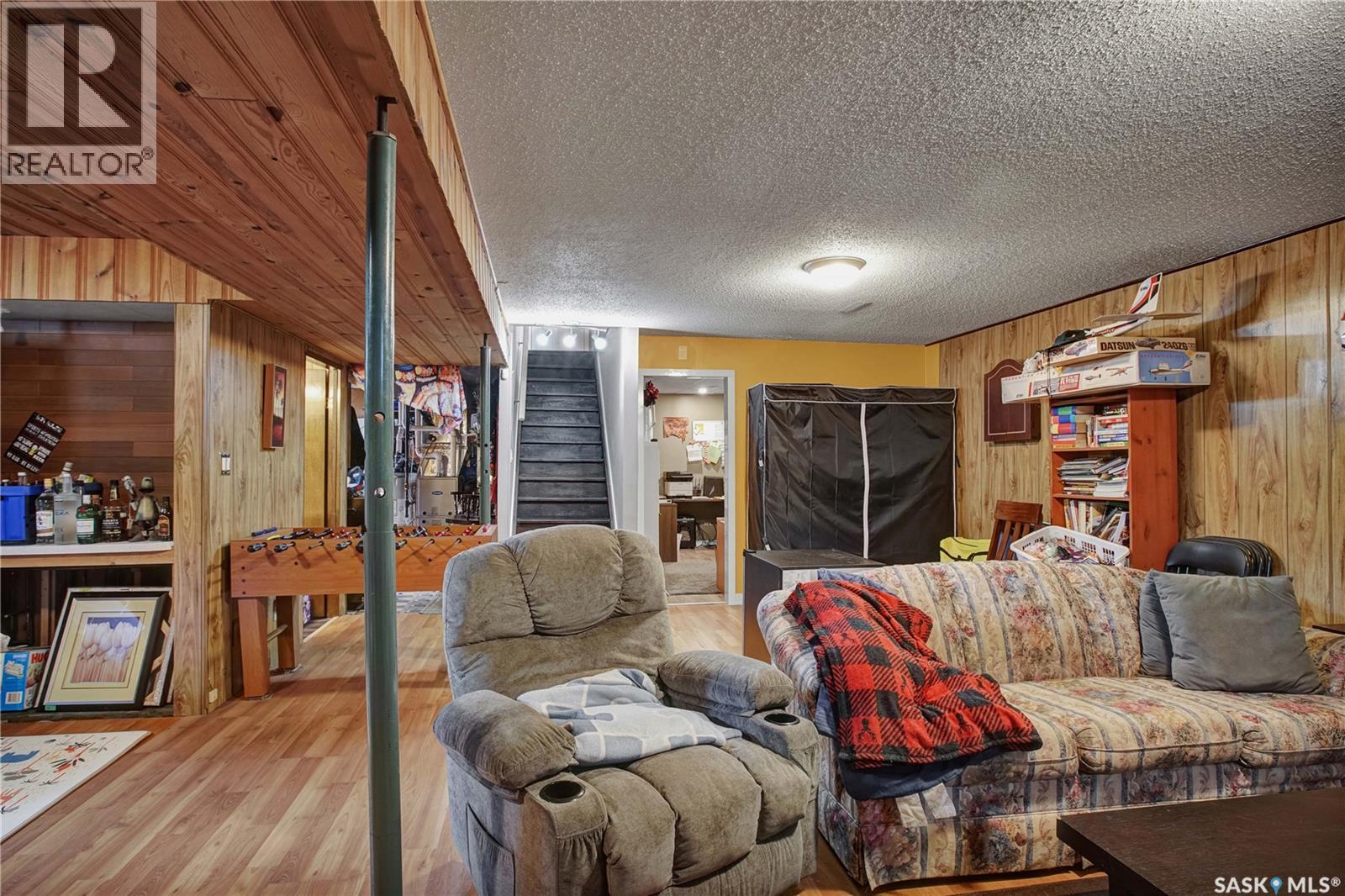 1515 Crerar DRIVE — photo 16