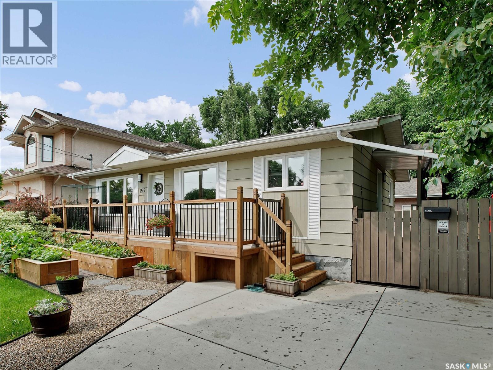 1515 Crerar DRIVE - photo 2