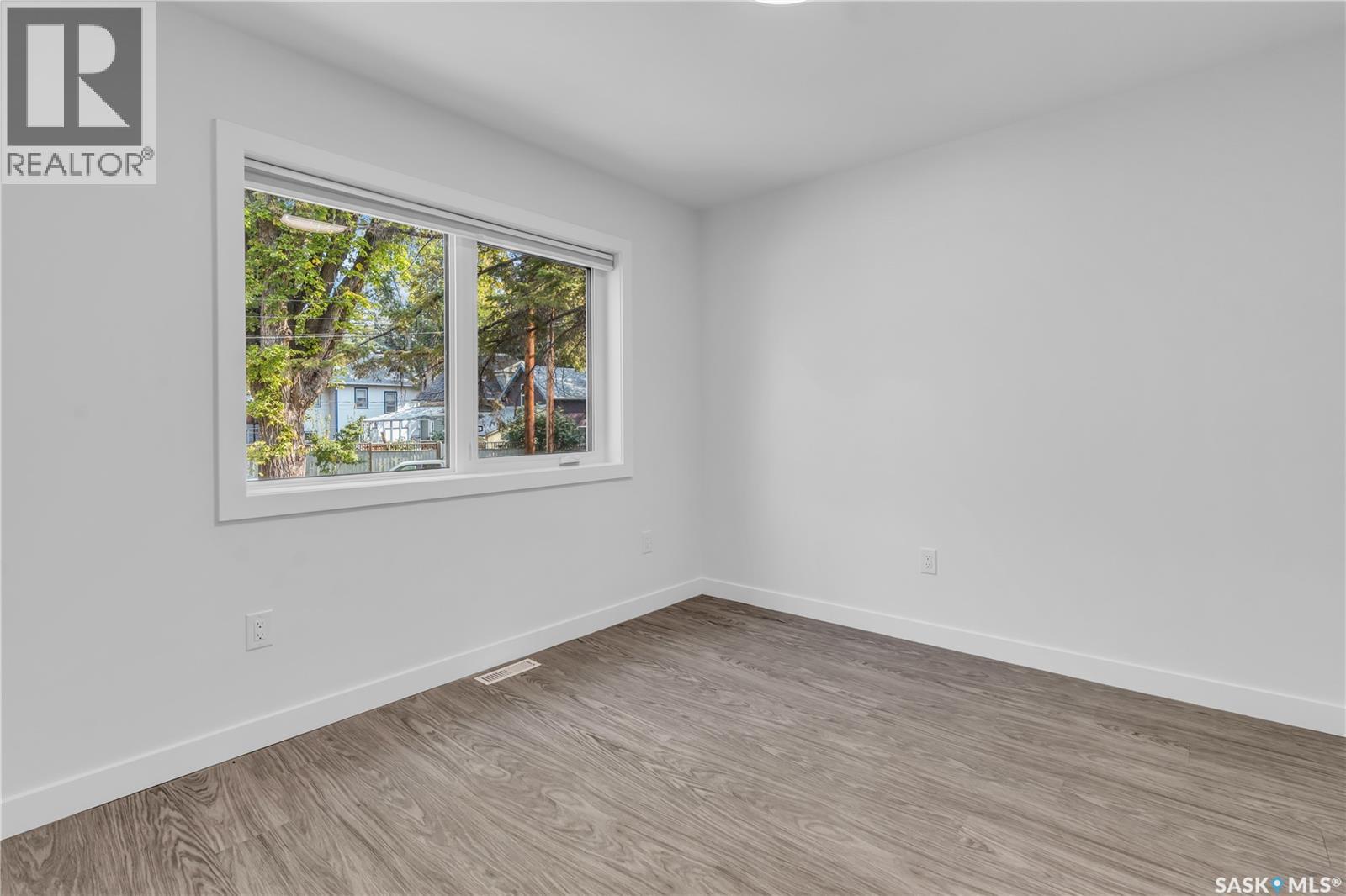 516 K AVENUE S - 19