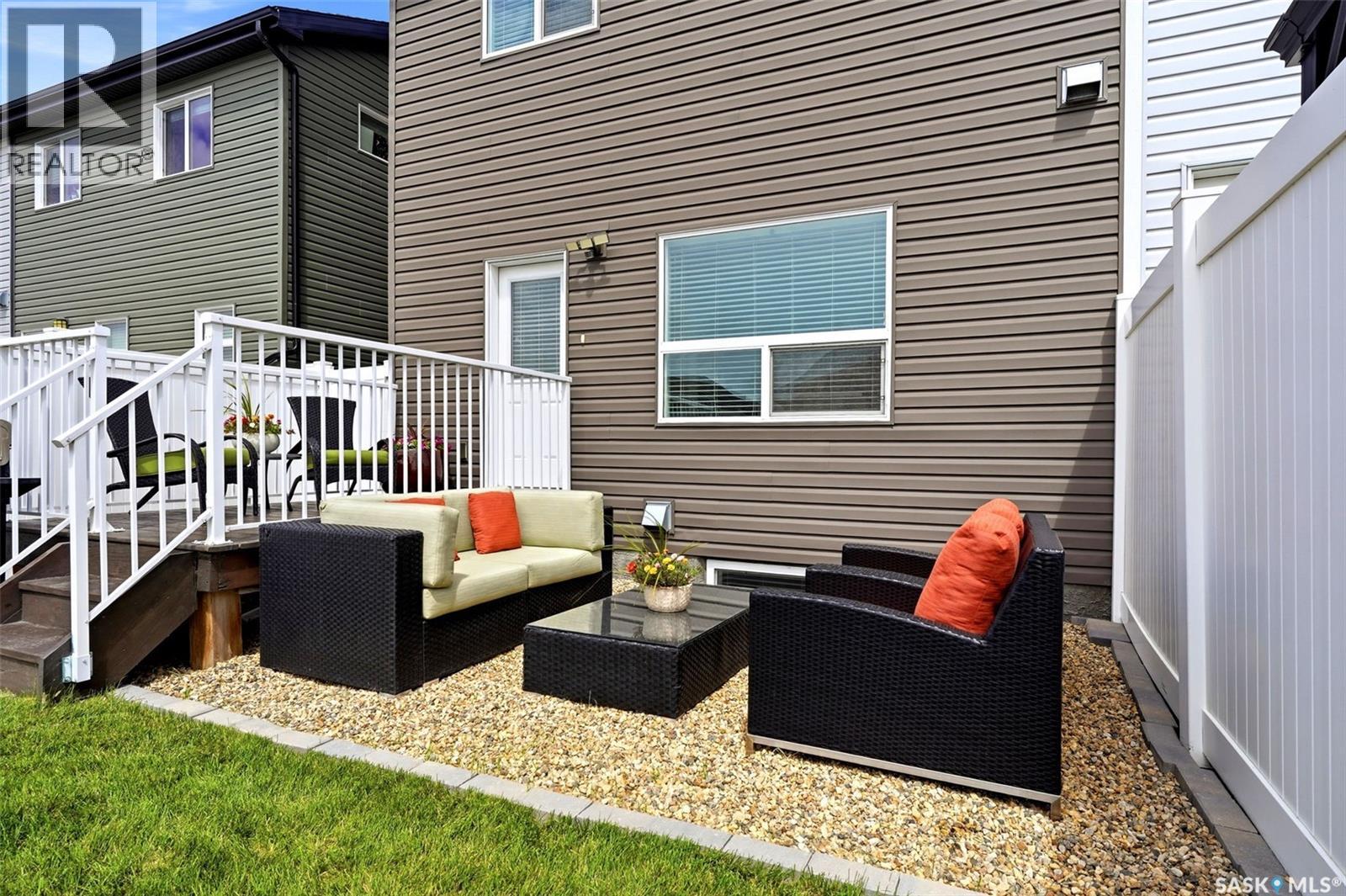 #5477 Cade STREET E - 27