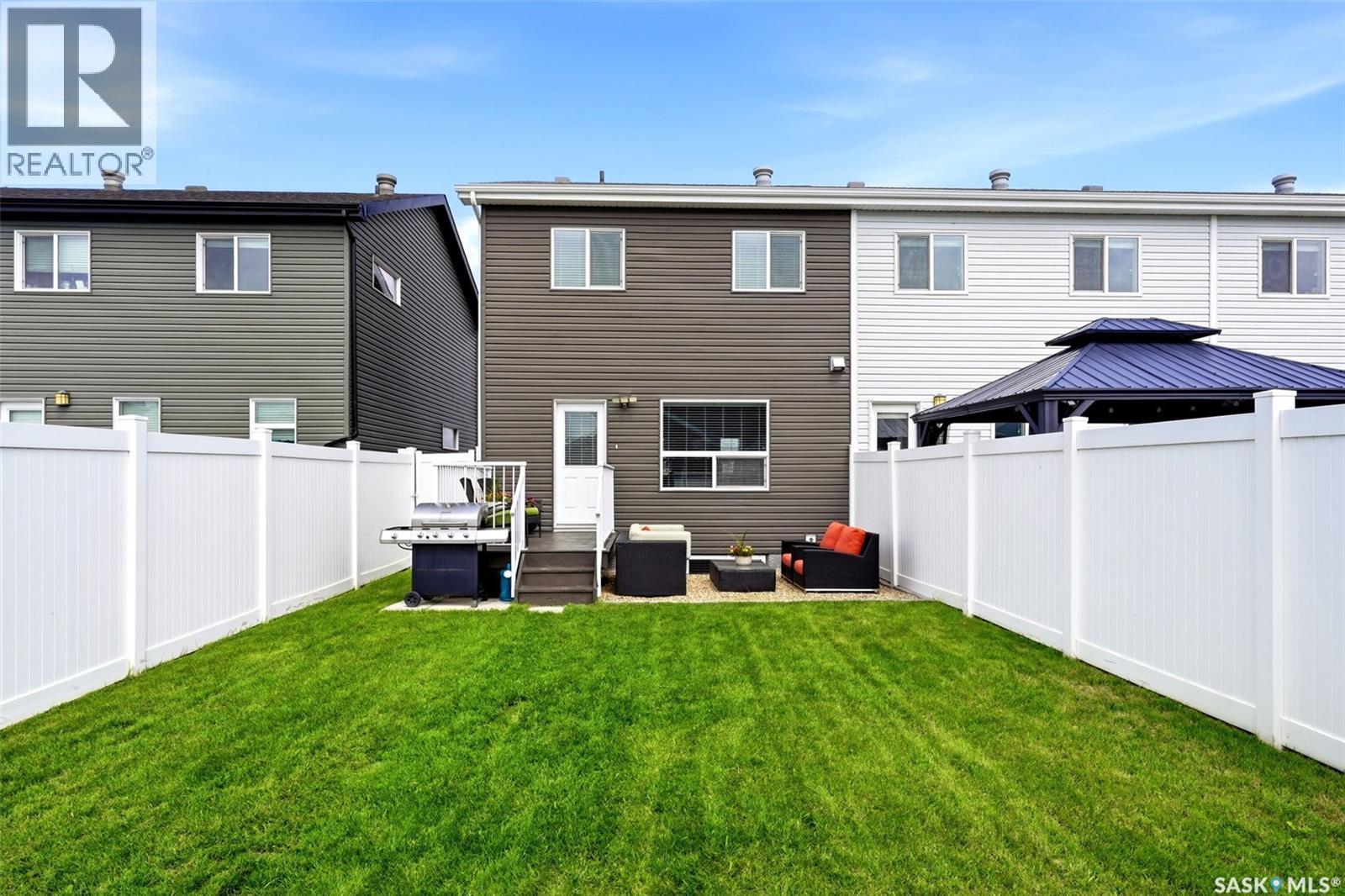 #5477 Cade STREET E - 29