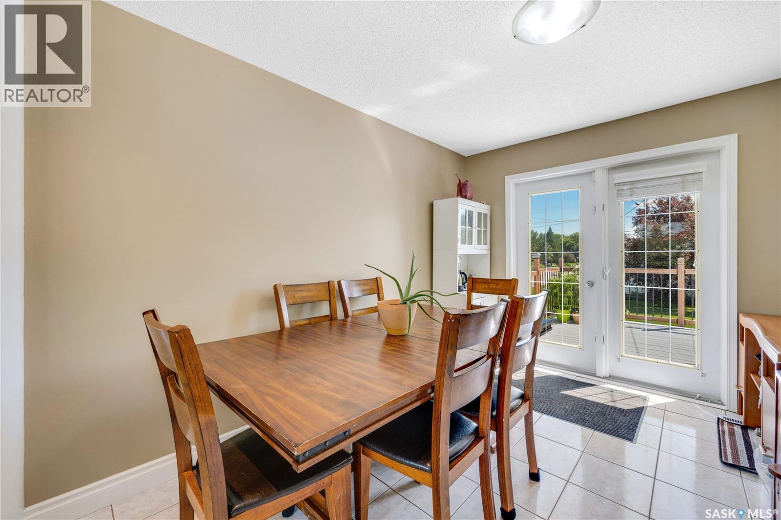 603 Clover AVENUE - 20