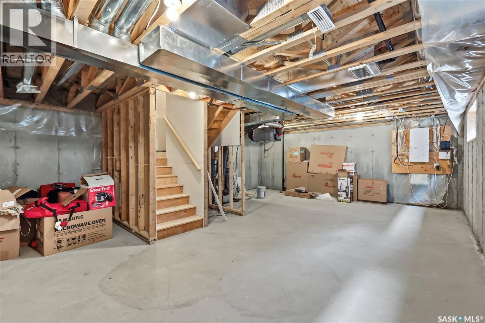 150 Henick CRESCENT - 25