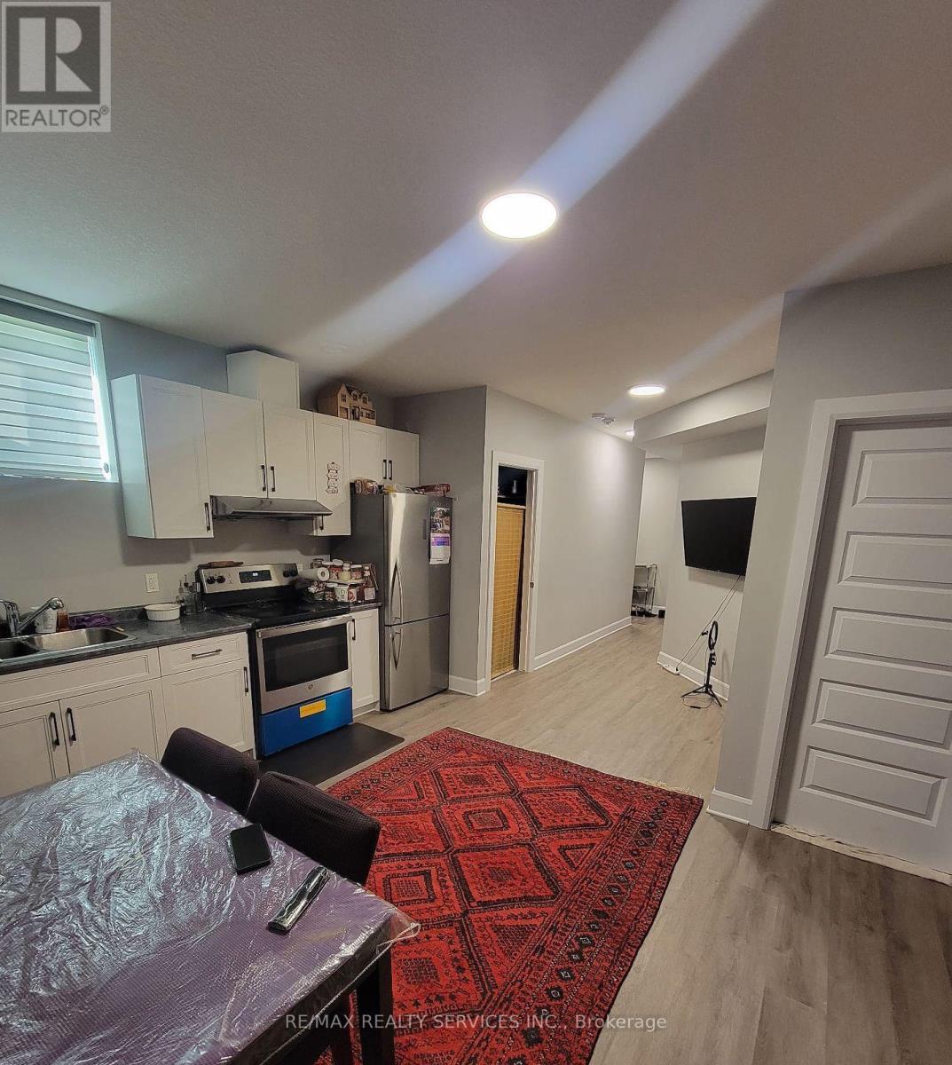 1573 DYLAN STREET - 20