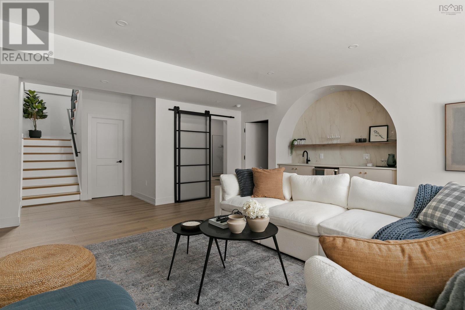 Property 33 of 48 of 95 Heatherton Crescent