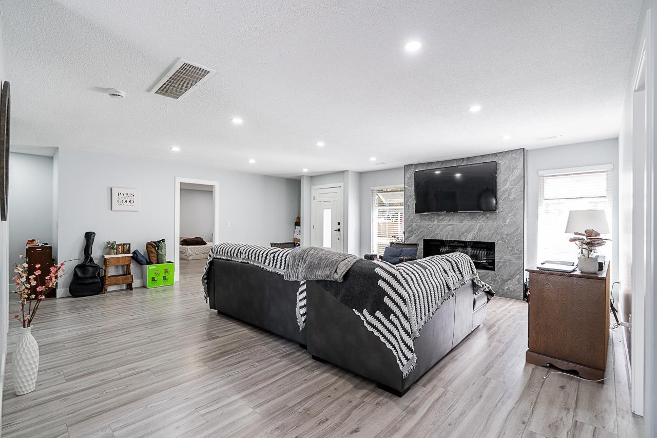 2714 PARKWAY DRIVE, Surrey