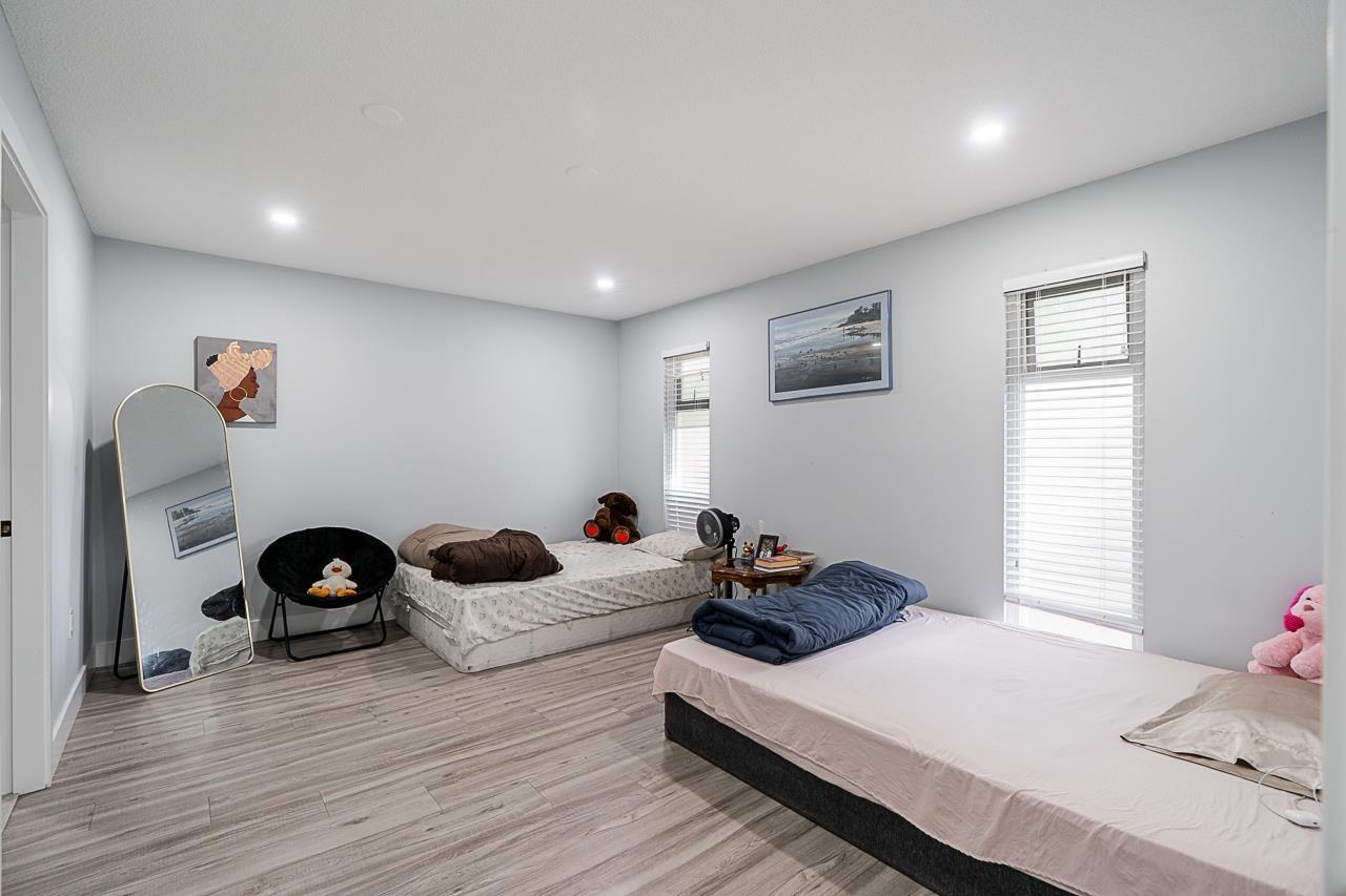 2714 PARKWAY DRIVE, Surrey