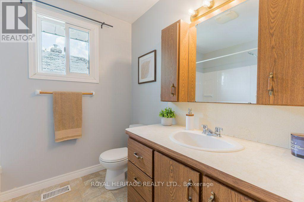 285 EUCLID AVENUE - 15