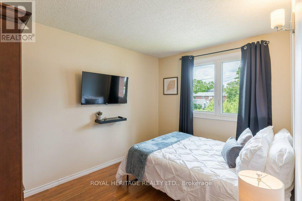 285 EUCLID AVENUE - 21