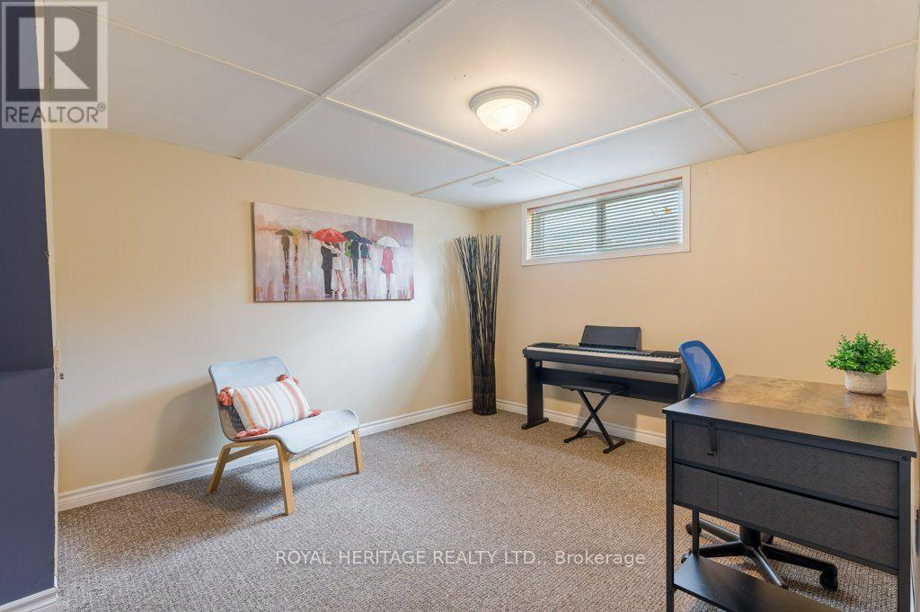 285 EUCLID AVENUE - 25