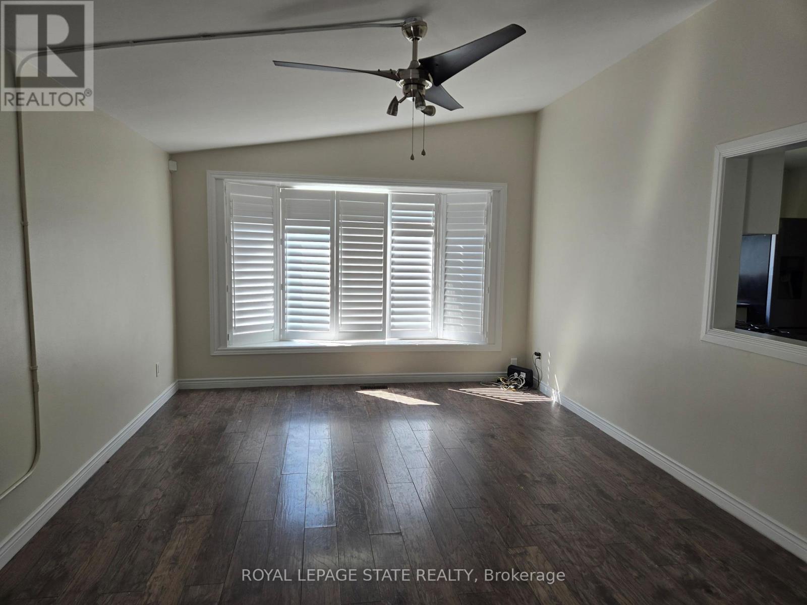 17 CARMEN AVENUE - 11