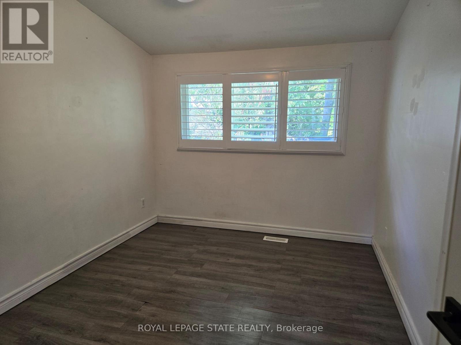 17 CARMEN AVENUE - 13