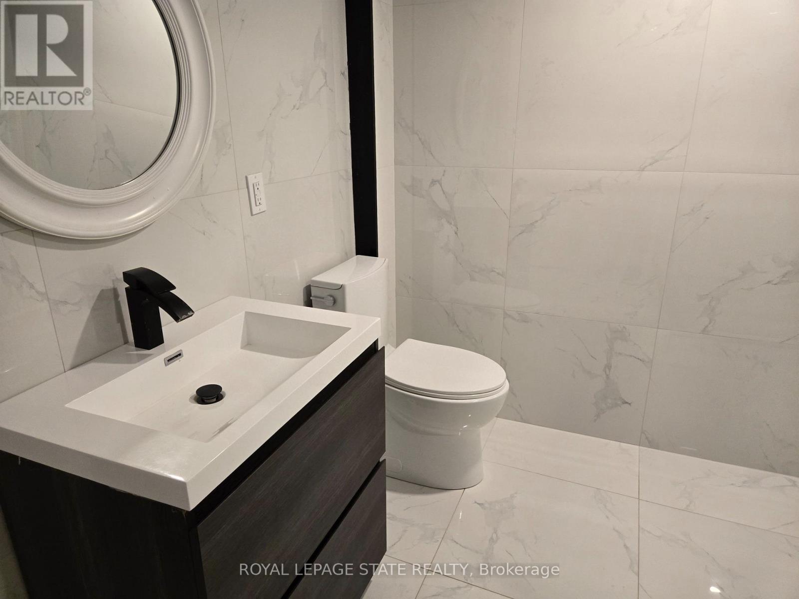 17 CARMEN AVENUE - 22