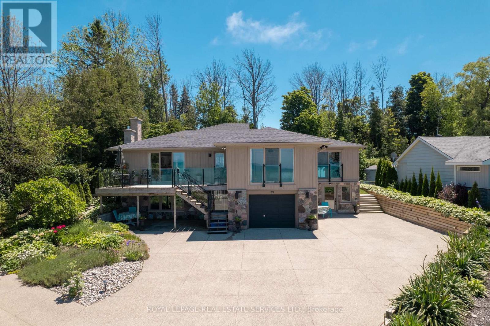 39 GODERICH STREET - 2