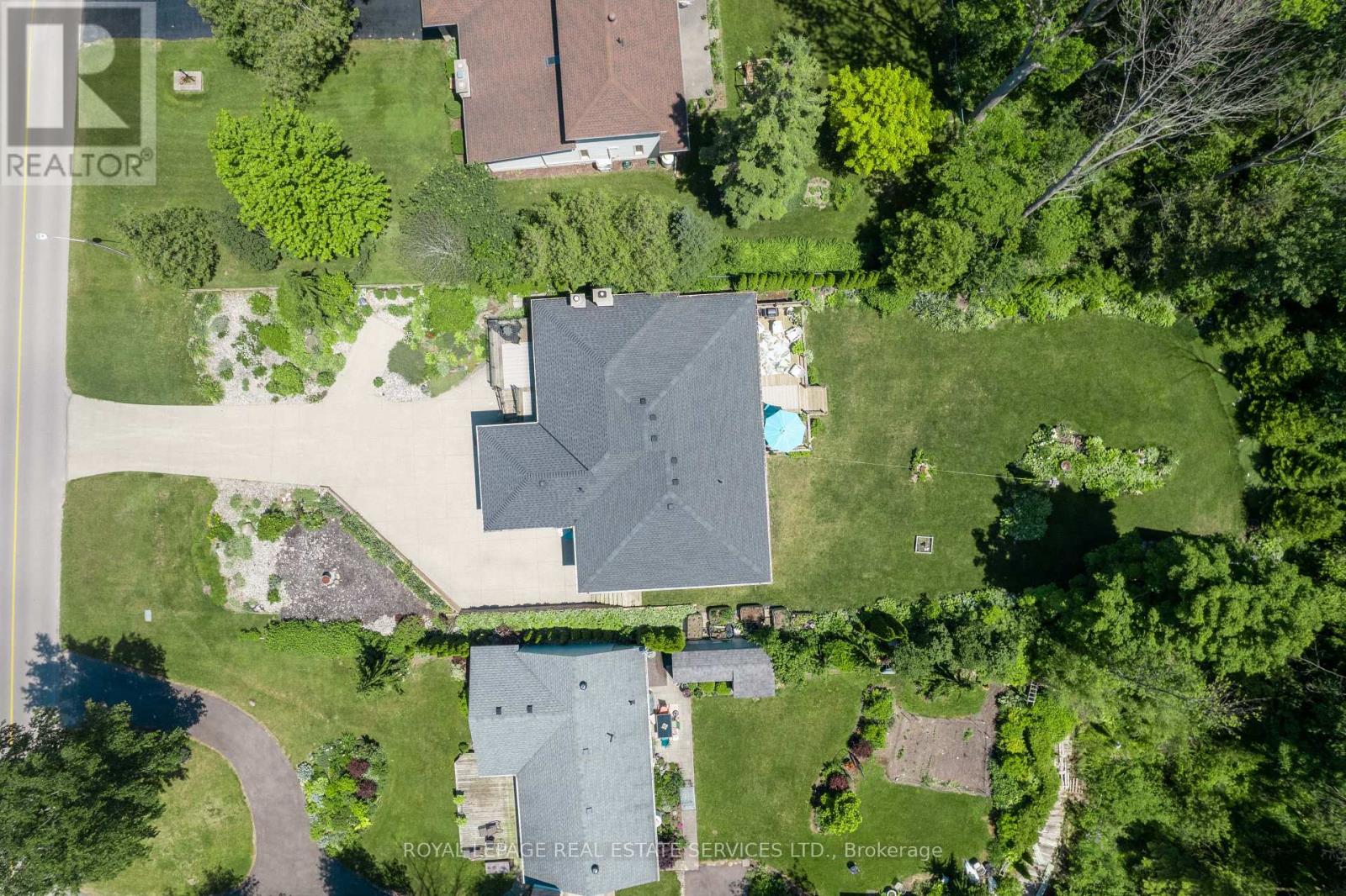39 GODERICH STREET - 3