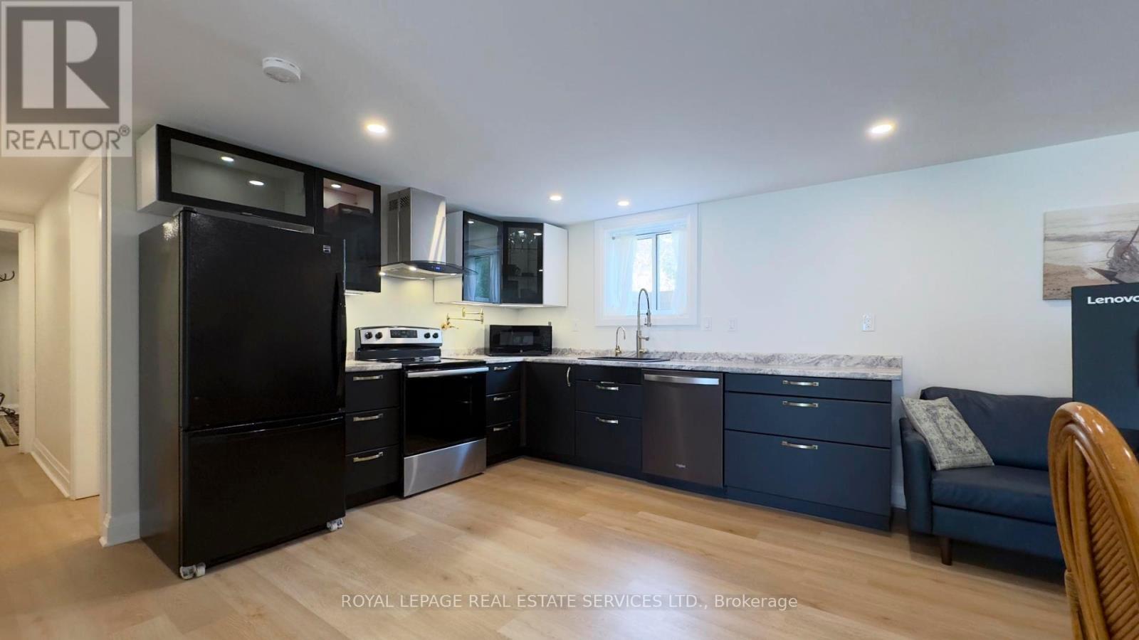 39 GODERICH STREET - 45
