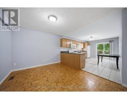 Upper - 146 Bankside Drive N, Kitchener, ON N2N3E4 Photo 7