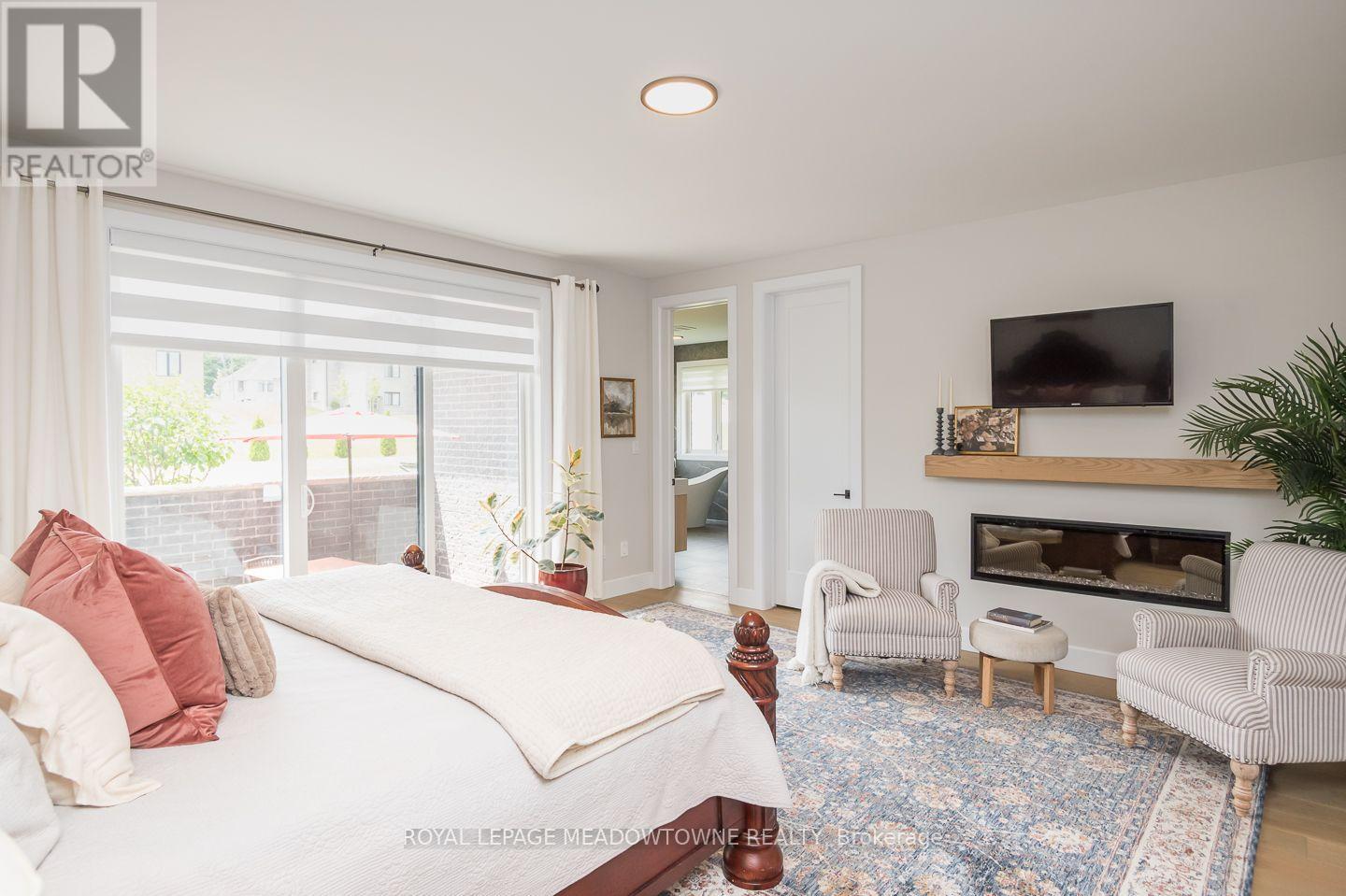 30 CHARLES CURRIE CRESCENT - Image 20