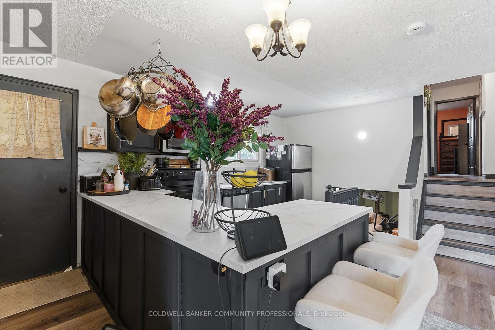 115 GORDON DRUMMOND AVENUE - 11