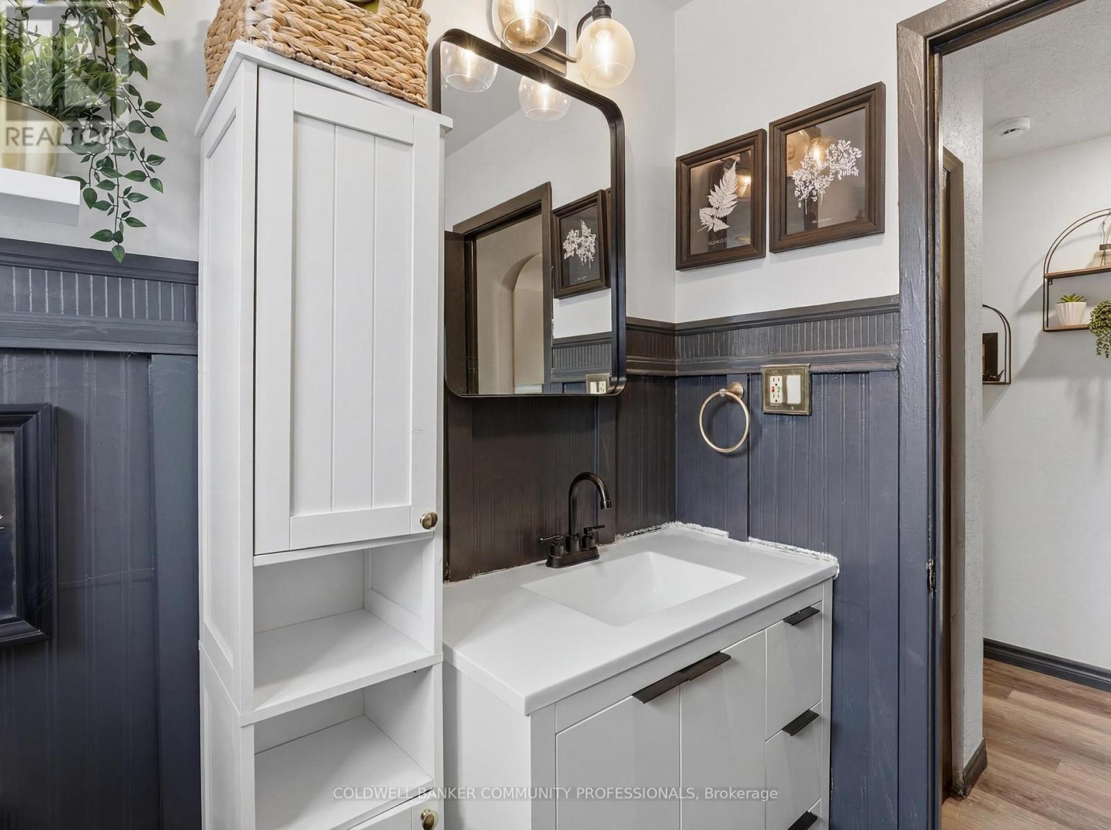 115 GORDON DRUMMOND AVENUE - 21