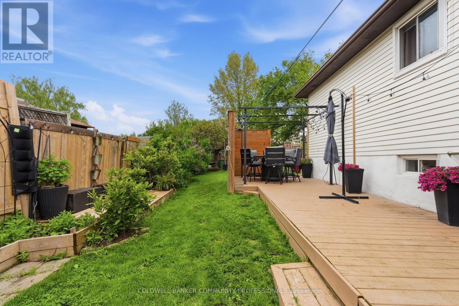 115 GORDON DRUMMOND AVENUE - 30