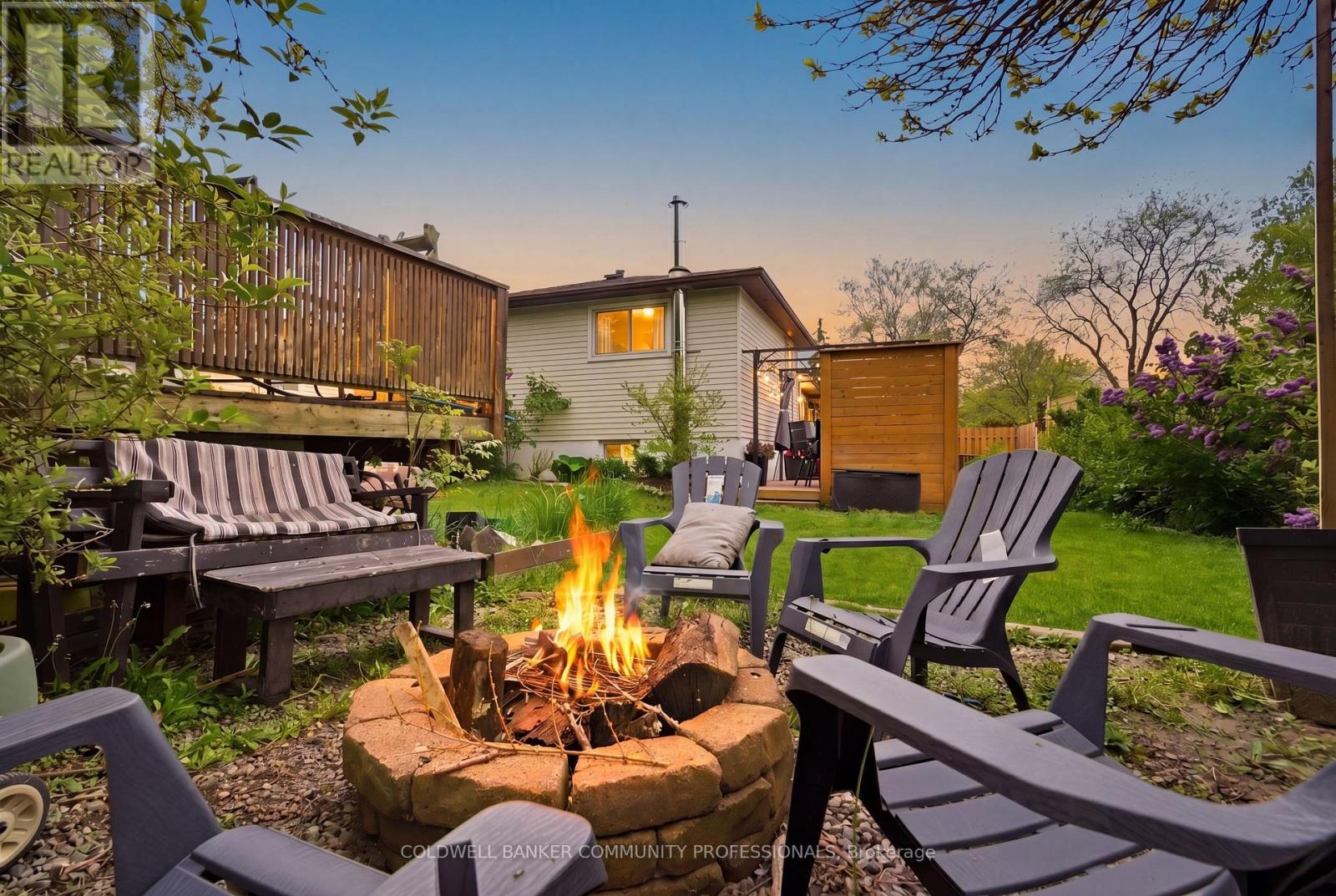 115 GORDON DRUMMOND AVENUE - 35