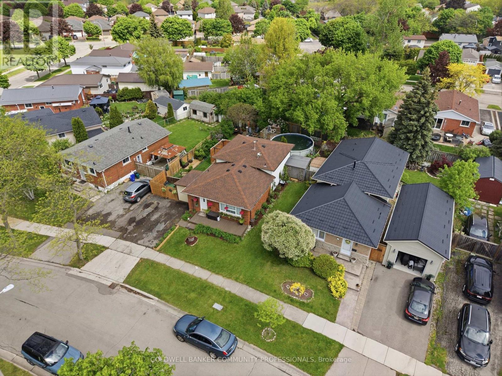 115 GORDON DRUMMOND AVENUE - 4