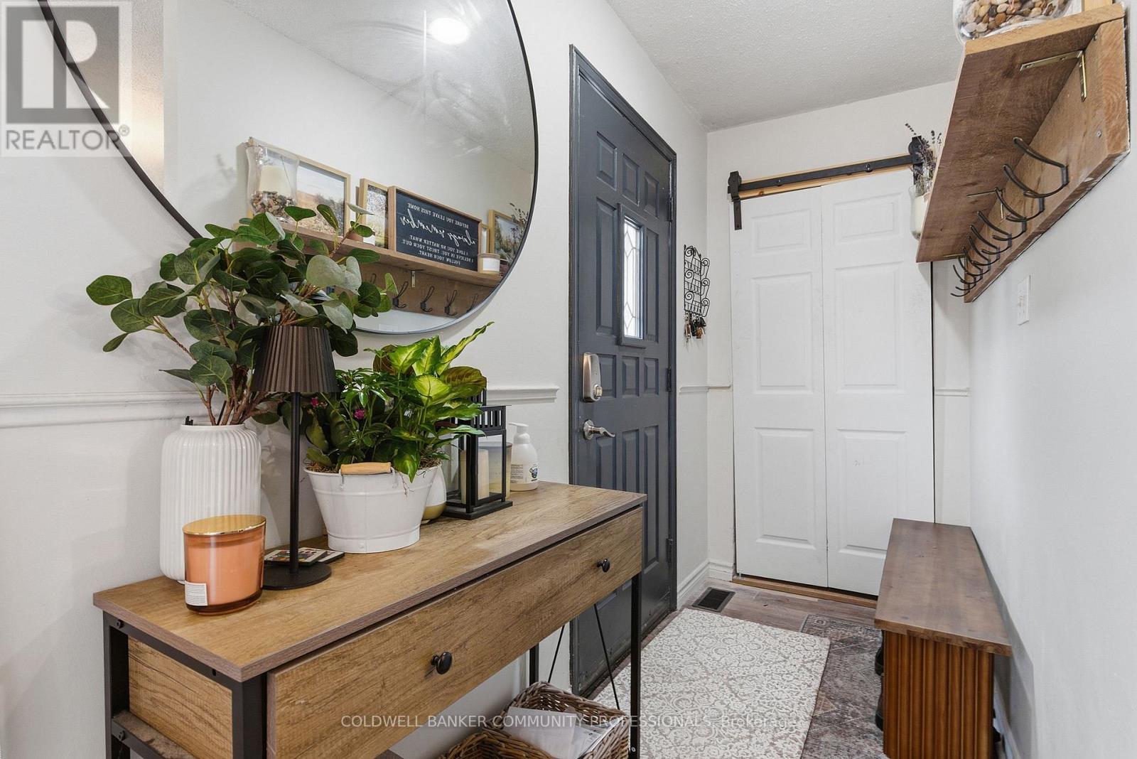 115 GORDON DRUMMOND AVENUE - 5