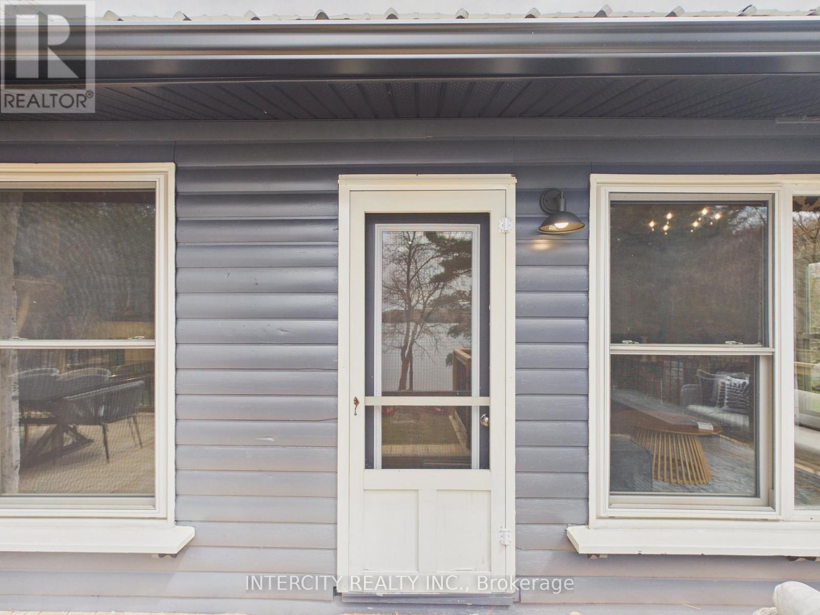 #3 1052 COVE ROAD - 5
