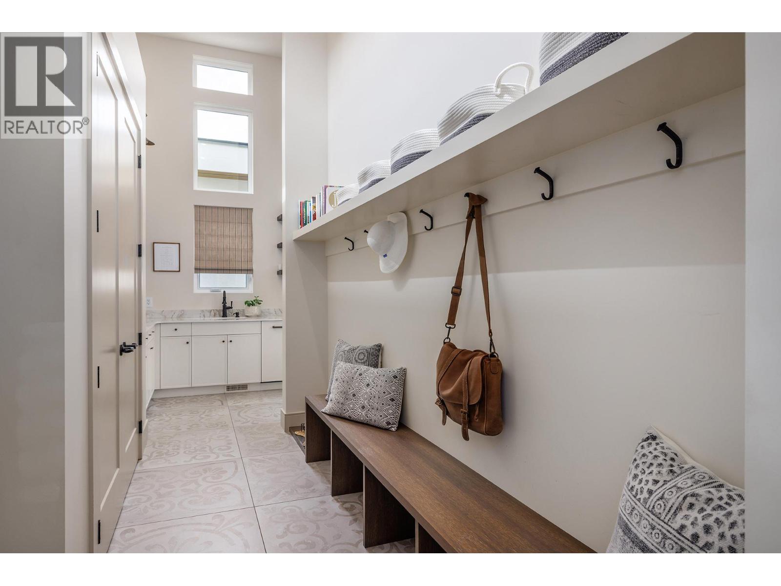  3448 Arrowroot Drive, Kelowna
