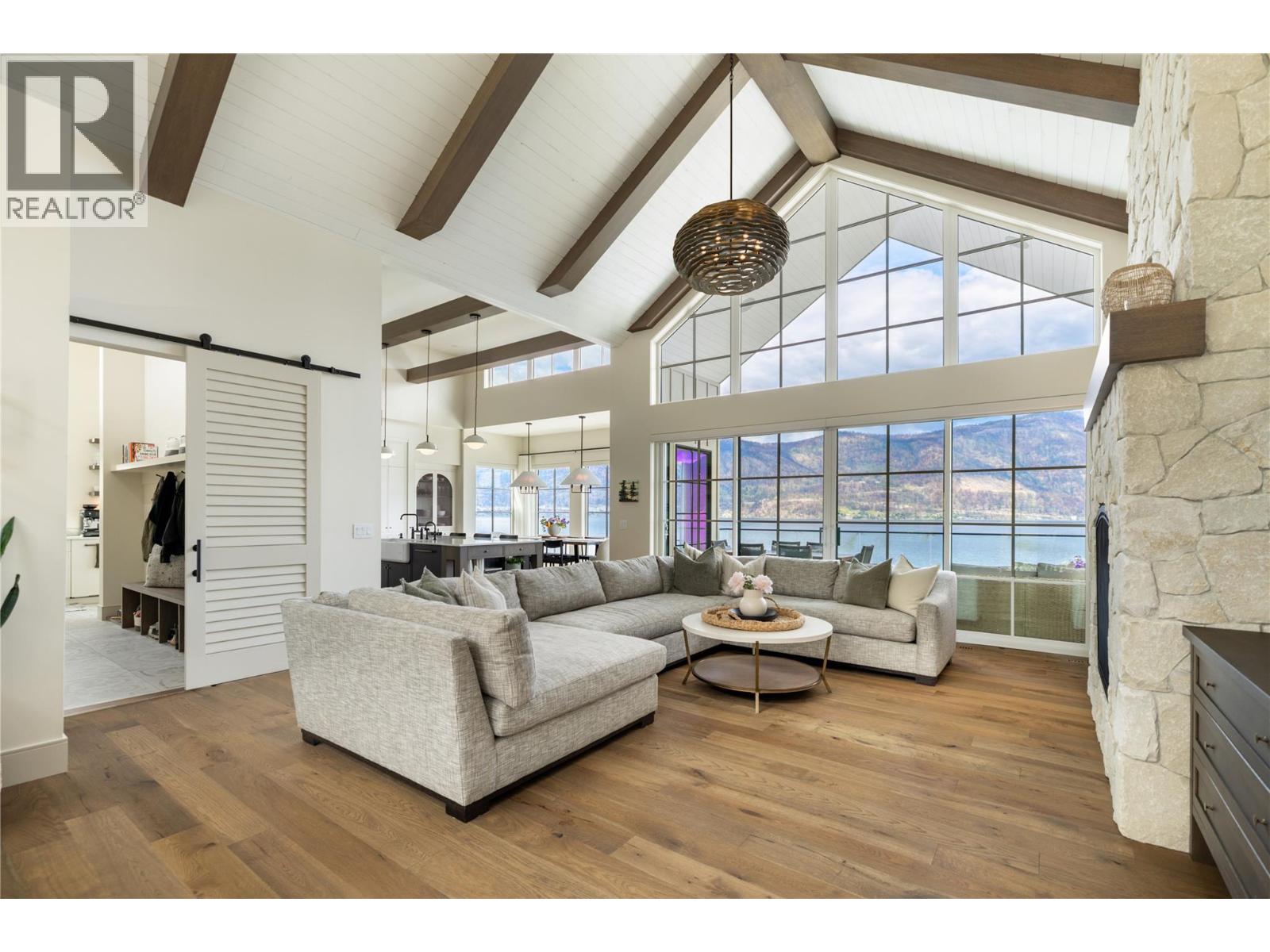  3448 Arrowroot Drive, Kelowna