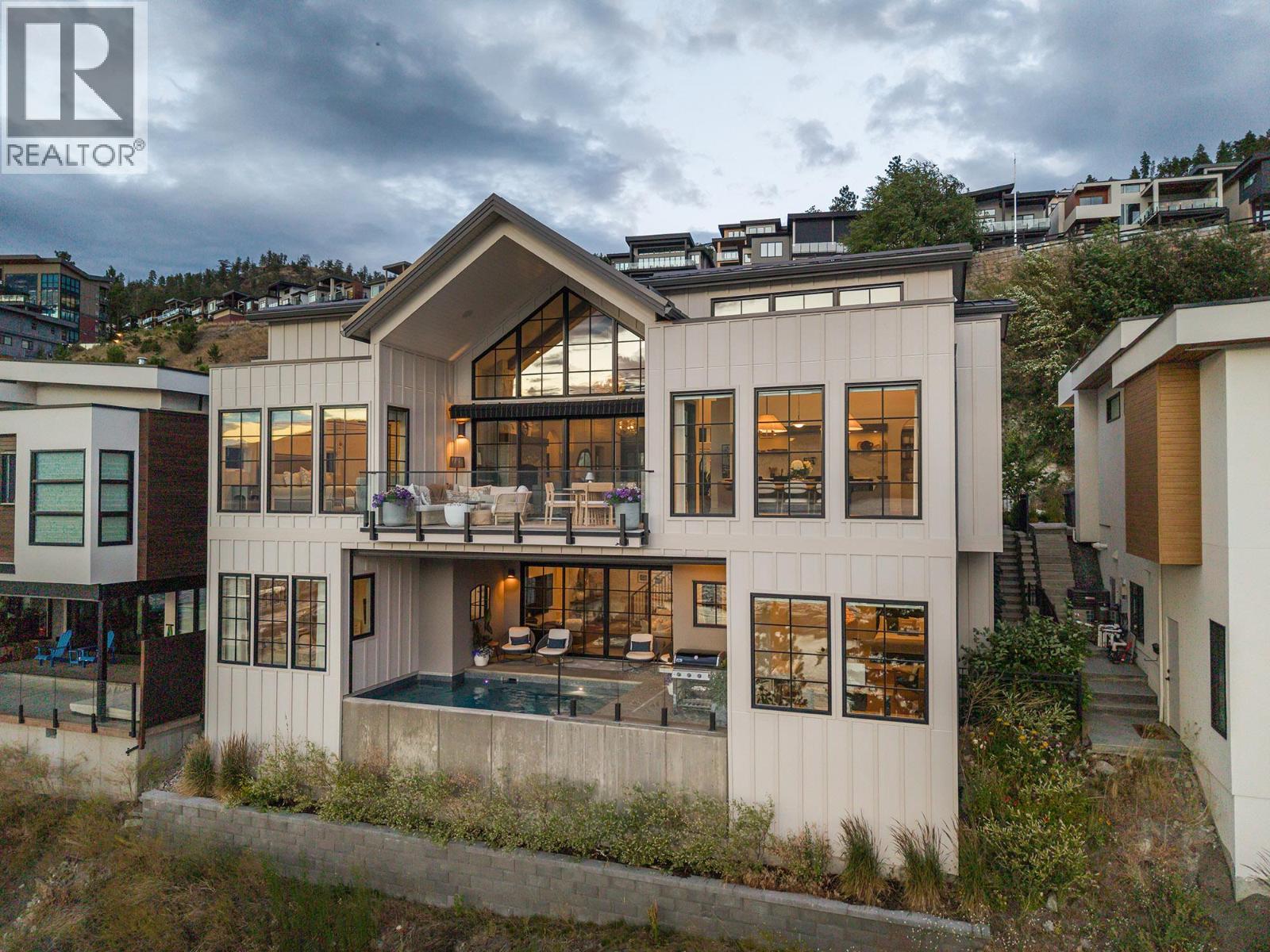  3448 Arrowroot Drive, Kelowna