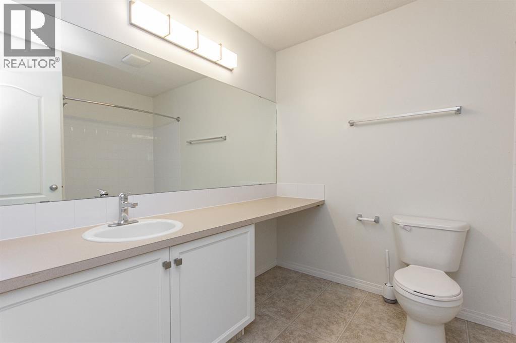 #35 33 Donlevy Avenue - 12