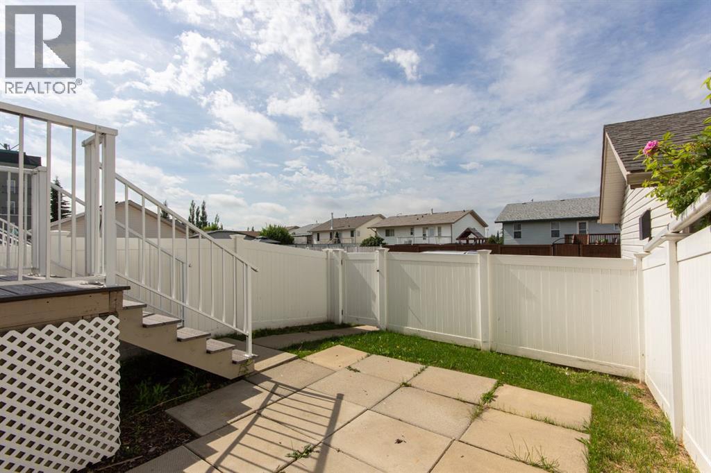 #35 33 Donlevy Avenue - 25