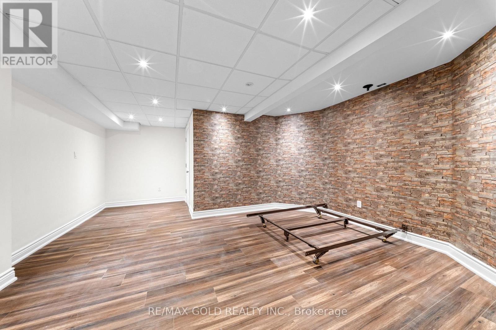 14 SHADYWOOD ROAD - Image 38