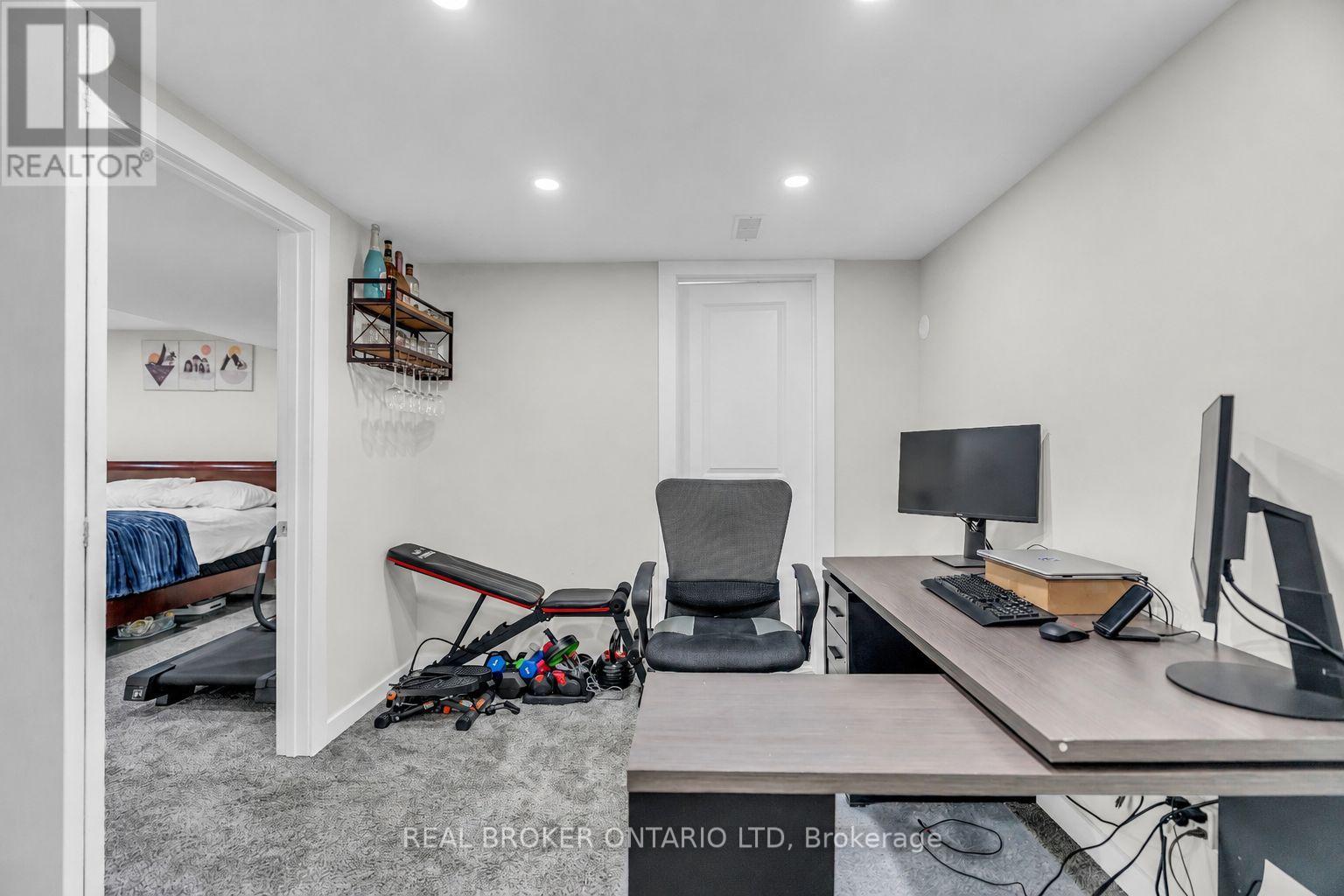 60 TILIPE ROAD - 31