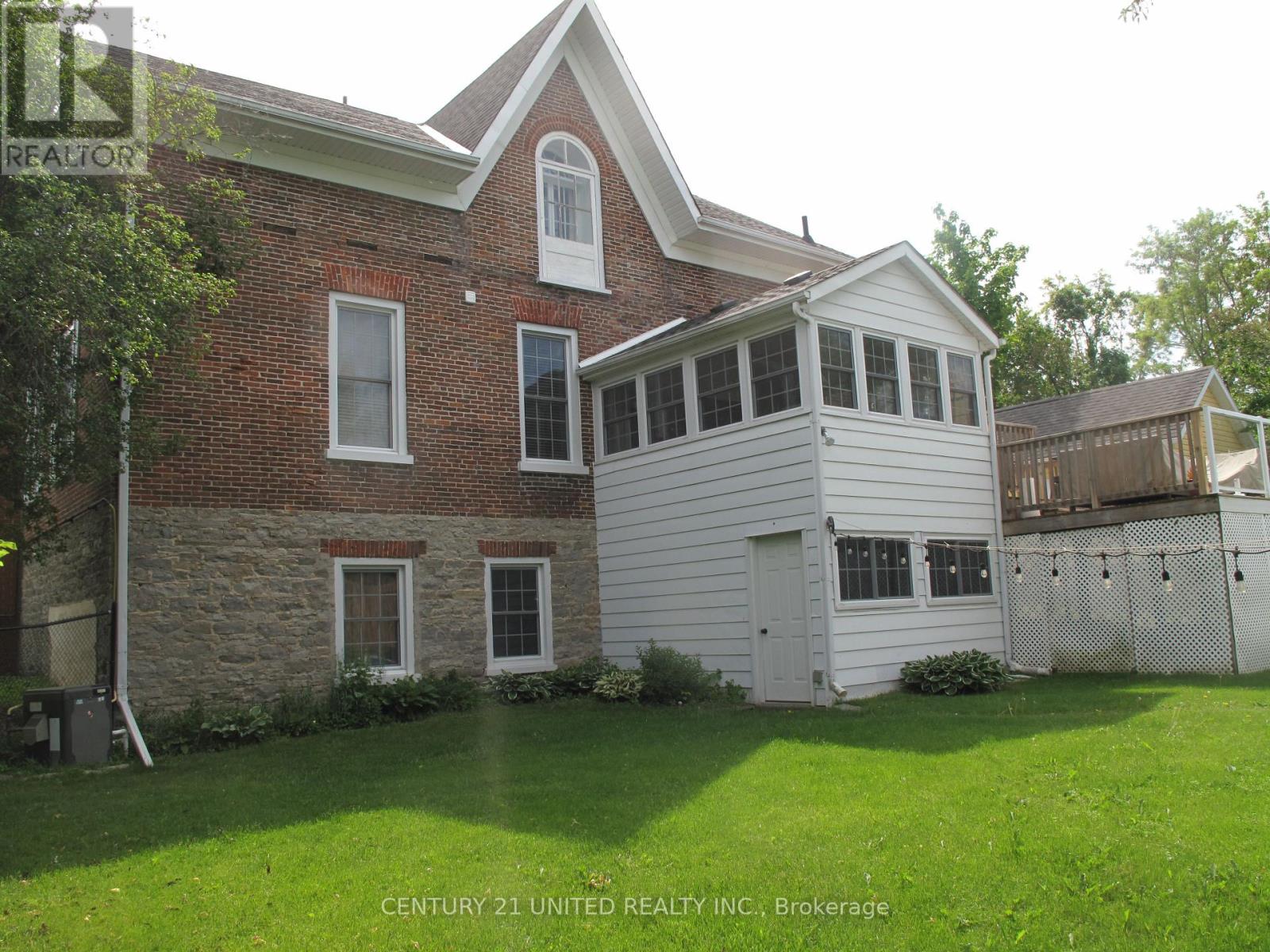 33 BRIDGE STREET S - 48