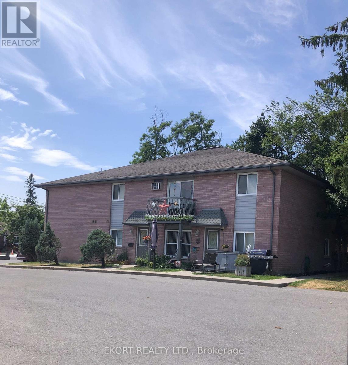 290 DUNDAS STREET W - Image 5