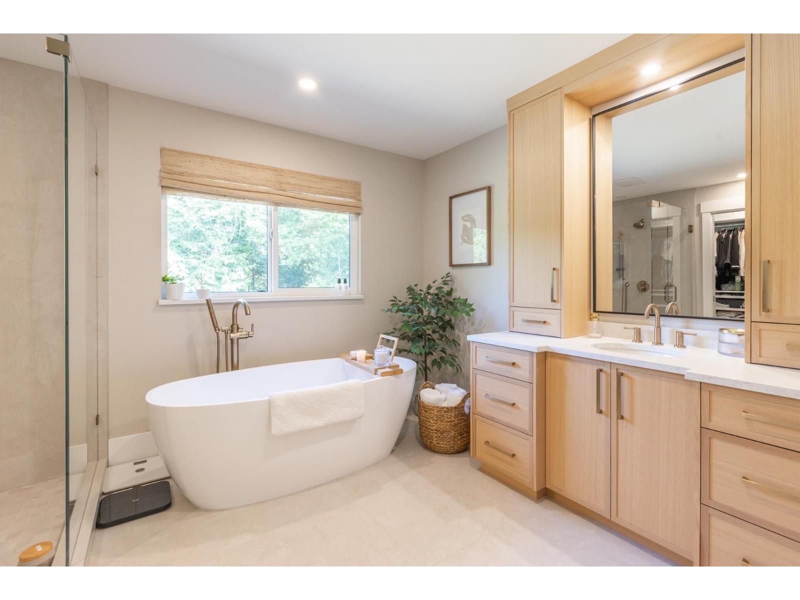 2836 COUNTRY WOODS DRIVE, Surrey