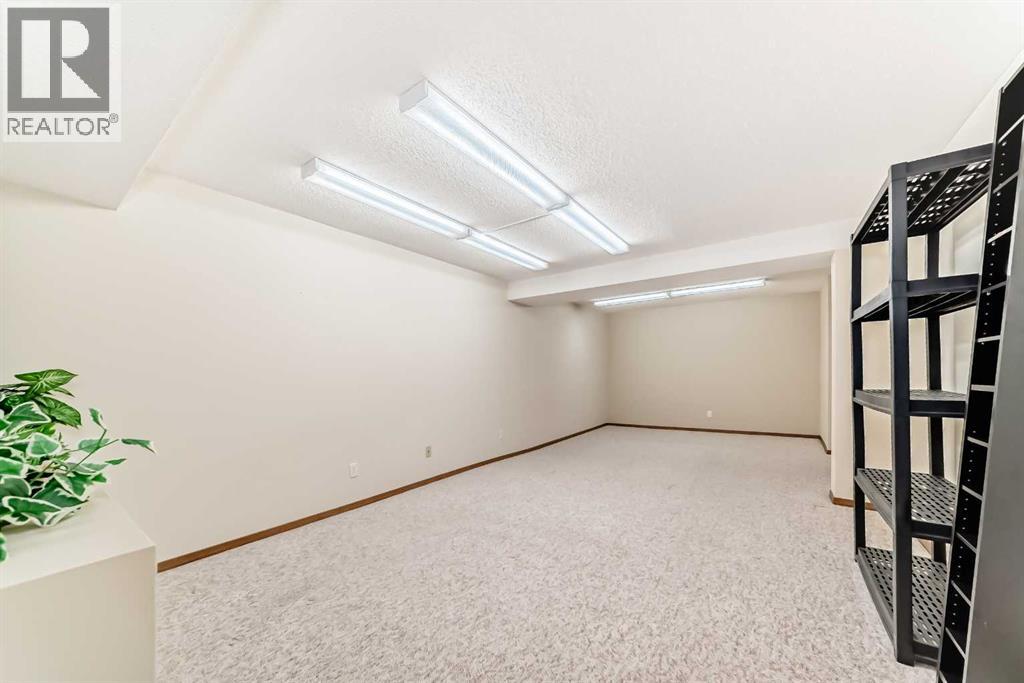 16 Edenwold Green NW - 22